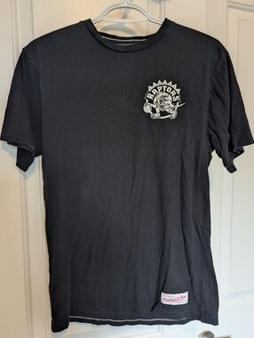 Nostalgia Black Short-Sleeve Toronto Raptors Logo Tee